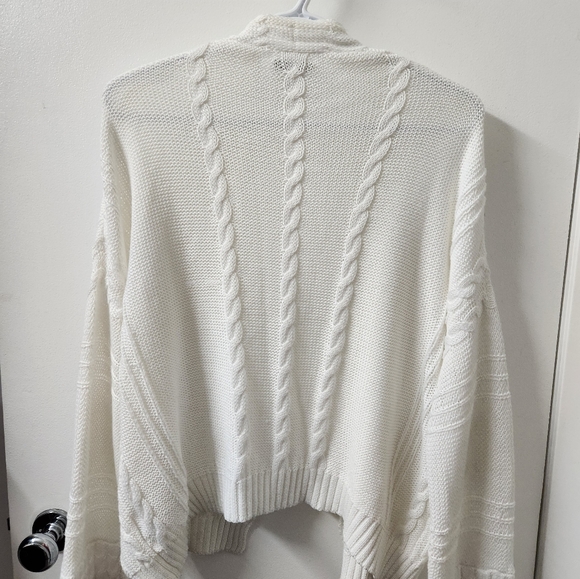 Gentle Fawn Cardigan - Picture 2 of 10